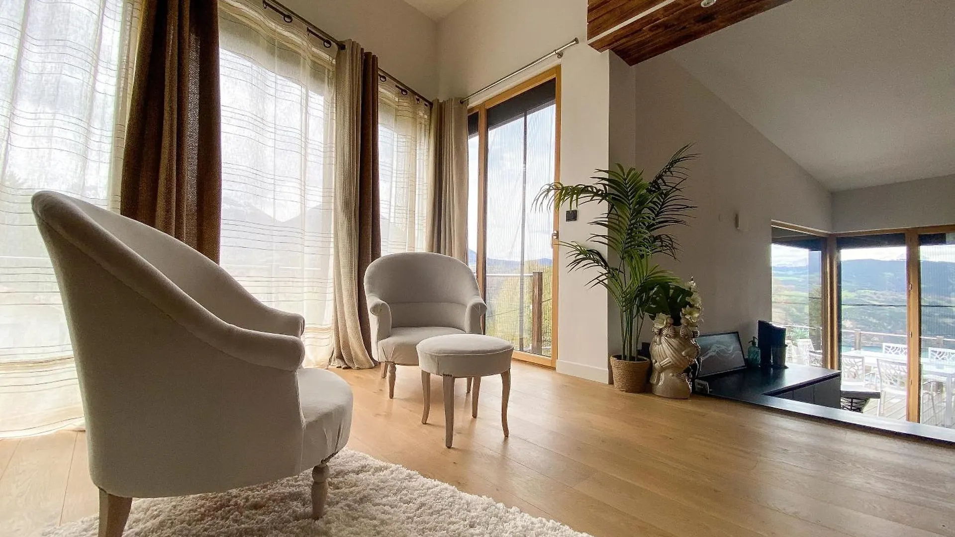 Villa D'Excellence Vue Lac La Salle-en-Beaumont Γαλλία